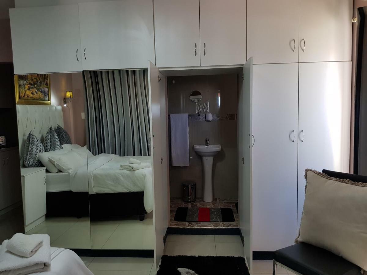 Rjs Guesthouse 다반 외부 사진